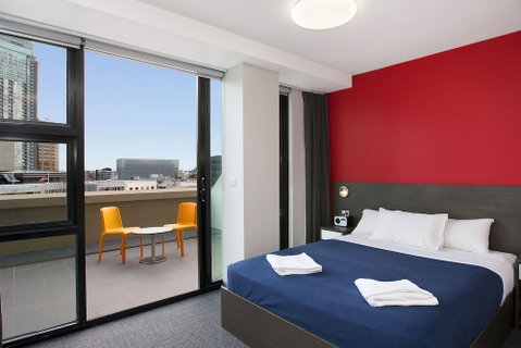 Space Hotel - Hostel - Surfers Paradise Gold Coast 6