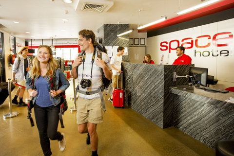 Space Hotel - Hostel - Surfers Paradise Gold Coast 0