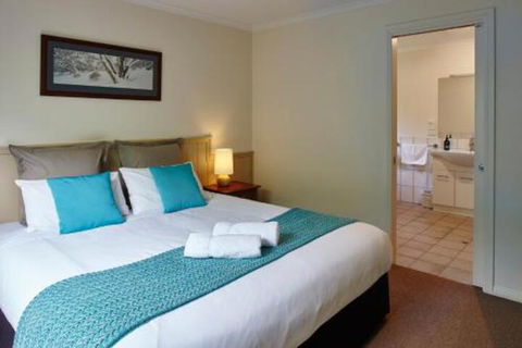 Alpine Valley Cottages - Surfers Paradise Gold Coast 2