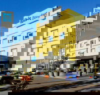 ibis budget Melbourne Airport - Surfers Paradise Gold Coast