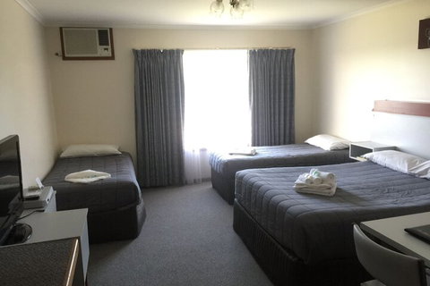 Warragul Views Motor Inn - Surfers Paradise Gold Coast 7