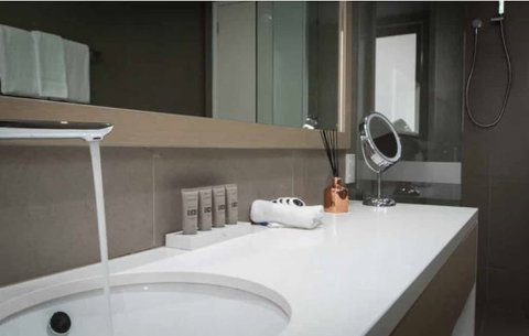 The Rye Hotel - One Four Nelson - Surfers Paradise Gold Coast 3