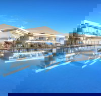 Pool Port Douglas - Surfers Paradise Gold Coast