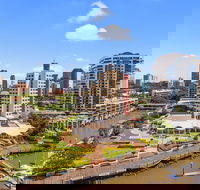 Central Dockside Apartment Hotel