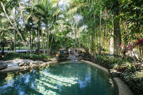 City Oasis Inn - Surfers Paradise Gold Coast 2