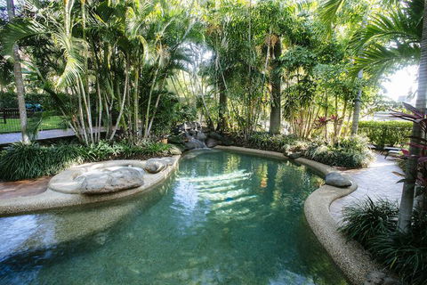 City Oasis Inn - Surfers Paradise Gold Coast 1