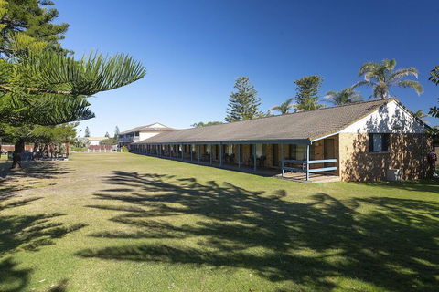 Seashells Beachfront Resort - Surfers Paradise Gold Coast 1