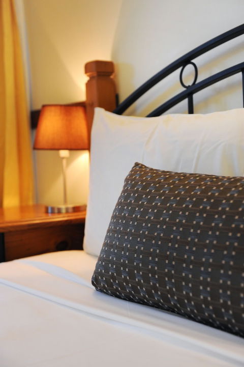 At Whitsunday Vista Holiday Apartments - Surfers Paradise Gold Coast 2