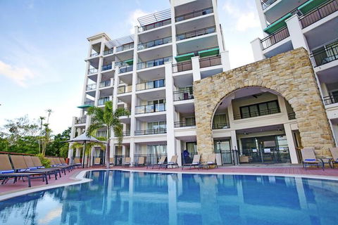 At Blue Horizon Resort Apartments - Surfers Paradise Gold Coast 2