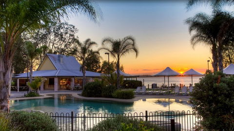 Raffertys Resort - Surfers Paradise Gold Coast 1