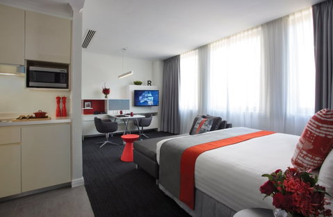 Citadines St Georges Terrace Perth - Surfers Paradise Gold Coast 4