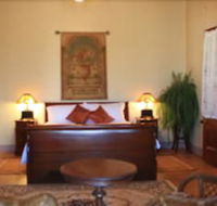 Classique Bed  Breakfast - Surfers Paradise Gold Coast