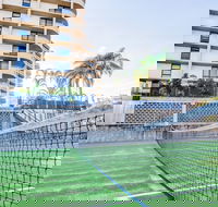 Central Hillcrest Apartment Hotel - Surfers Paradise Gold Coast