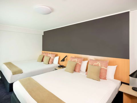 Ibis Sydney World Square - Surfers Paradise Gold Coast 5