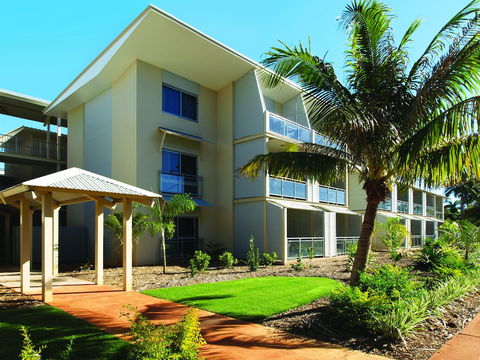 Oaks Broome Hotel - Surfers Paradise Gold Coast 1