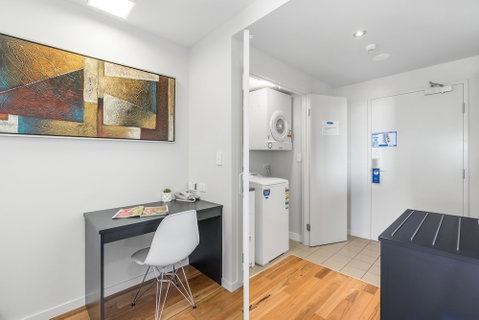 Essence Apartments Chermside - Surfers Paradise Gold Coast 4