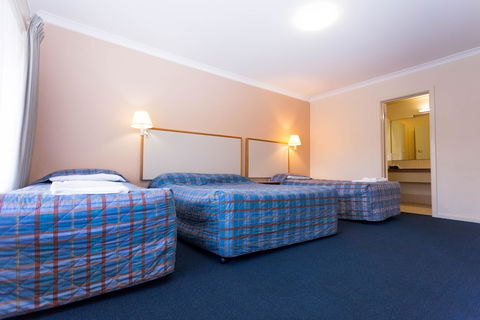Sleepwell Motel - Surfers Paradise Gold Coast 2