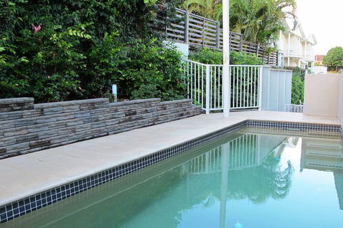 Aston Hill Motor Lodge - Surfers Paradise Gold Coast 2