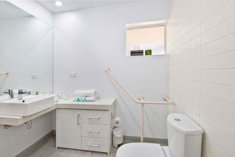Lorne Bay View Motel - Surfers Paradise Gold Coast 1