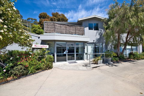 Lorne Bay View Motel - Surfers Paradise Gold Coast 0