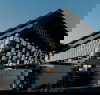 Highlander Hotel - Surfers Paradise Gold Coast