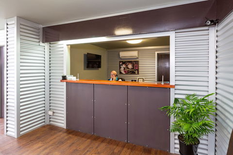 Morwell Motel - Surfers Paradise Gold Coast 1