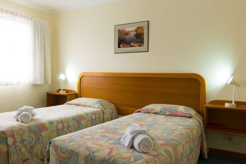 Vacation Village - Surfers Paradise Gold Coast 5