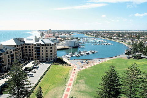 Oaks Glenelg Liberty Suites - Surfers Paradise Gold Coast 4
