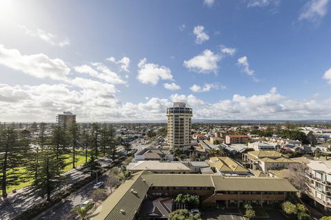Oaks Glenelg Liberty Suites - Surfers Paradise Gold Coast 3