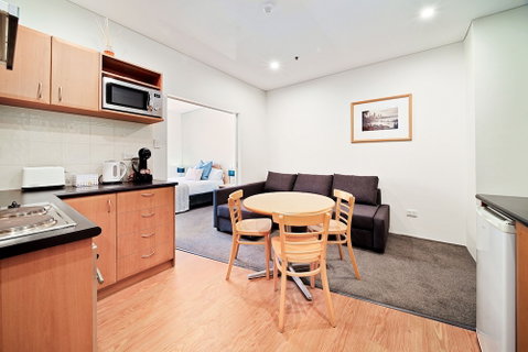 All Suites Perth - Surfers Paradise Gold Coast 1