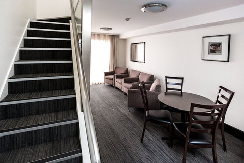 St Ives Apartments - Surfers Paradise Gold Coast 6