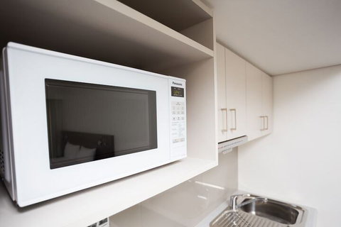 St Ives Apartments - Surfers Paradise Gold Coast 5