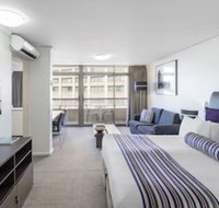 Oaks Sydney Hyde Park Suites - Surfers Paradise Gold Coast
