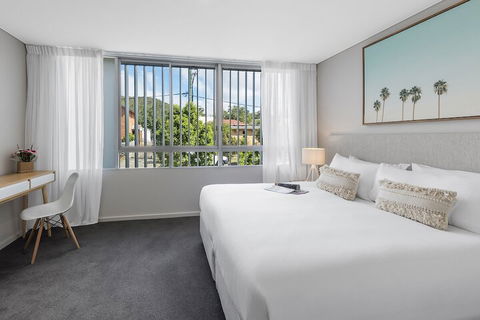 Oaks Nelson Bay Lure Suites - Surfers Paradise Gold Coast 3
