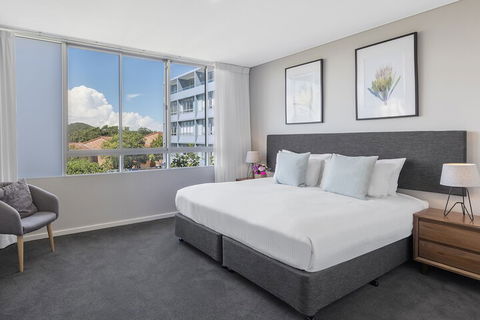 Oaks Nelson Bay Lure Suites - Surfers Paradise Gold Coast 2
