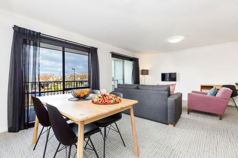 Quest Sale - Surfers Paradise Gold Coast 5