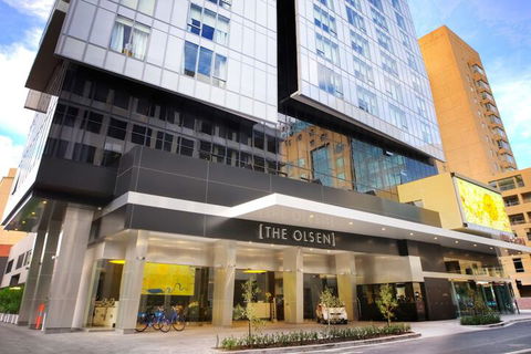 Art Series - The Olsen - Surfers Paradise Gold Coast 5