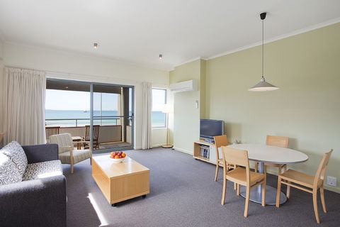 Cumberland Lorne Resort - Surfers Paradise Gold Coast 6