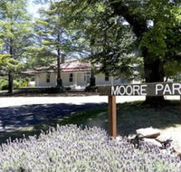 Moore Park Inn - Surfers Paradise Gold Coast