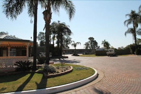 Nandewar Motor Inn - Surfers Paradise Gold Coast 6