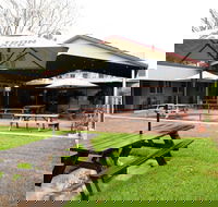 Royal Hotel Singleton - Surfers Paradise Gold Coast