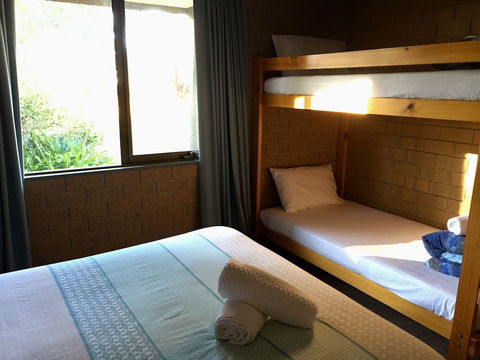 Pomonal Cottages Grampians - Surfers Paradise Gold Coast 2