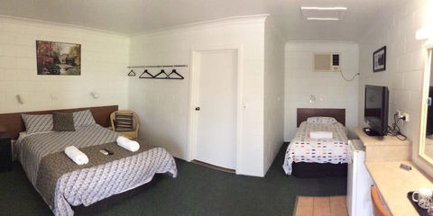 Crossroads Motel - Surfers Paradise Gold Coast 5