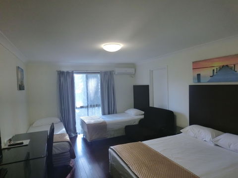 Centenary Motor Inn - Surfers Paradise Gold Coast 3
