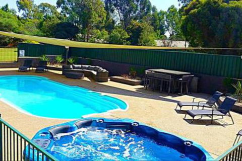 Early Settlers Motel Tocumwal - Surfers Paradise Gold Coast 3