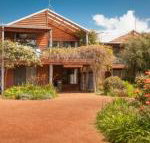 Rainbow House - Surfers Paradise Gold Coast