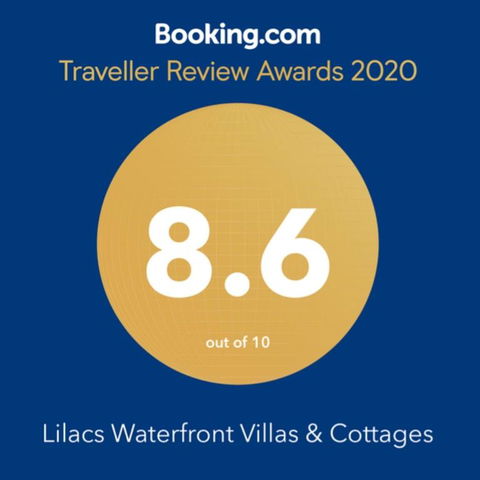 Lilacs Waterfront Villas & Cottages - Surfers Paradise Gold Coast 5