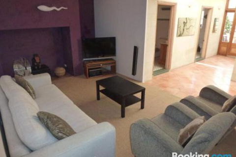 The Russell House - Surfers Paradise Gold Coast 2