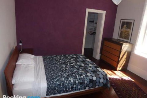 The Russell House - Surfers Paradise Gold Coast 7