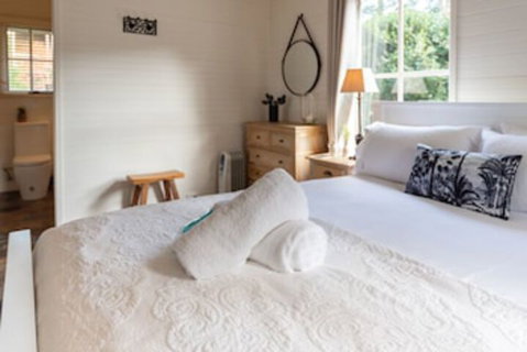 ARCADIA - The Barn Cottage & Rosehill Cottage - Surfers Paradise Gold Coast 0